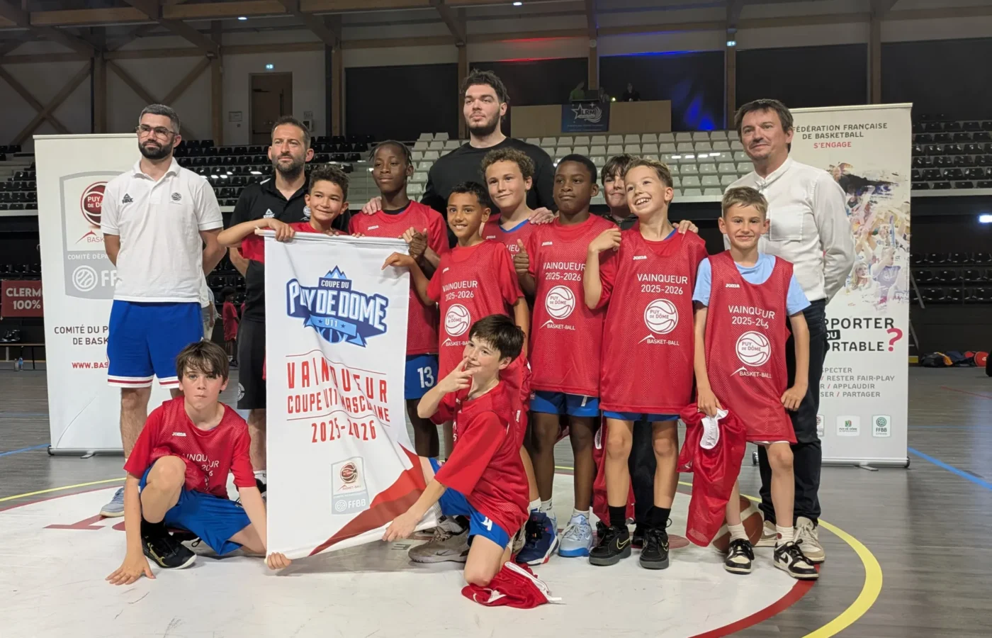 Le Stade Clermontois U11M1 sacré champion du Puy-de-Dôme 2026